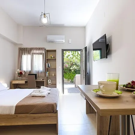 Feadra Studio, A Cozy Nest Close To The Beach! Апартаменты *