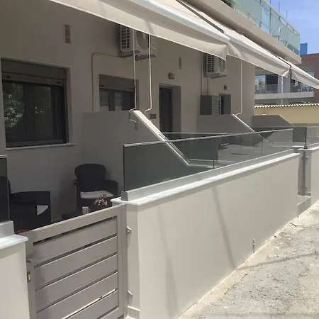 Feadra Studio, A Cozy Nest Close To The Beach!