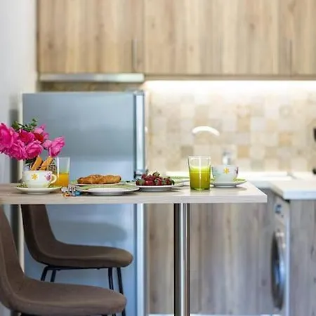 Feadra Studio, A Cozy Nest Close To The Beach! * Rethymno (Crete)