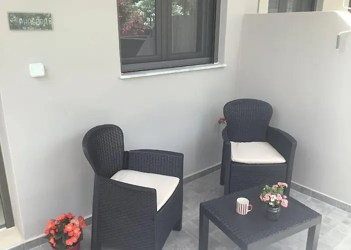 Feadra Studio, A Cozy Nest Close To The Beach!